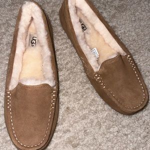 UGG ANSLEY CHESTNUT SLIPPERS